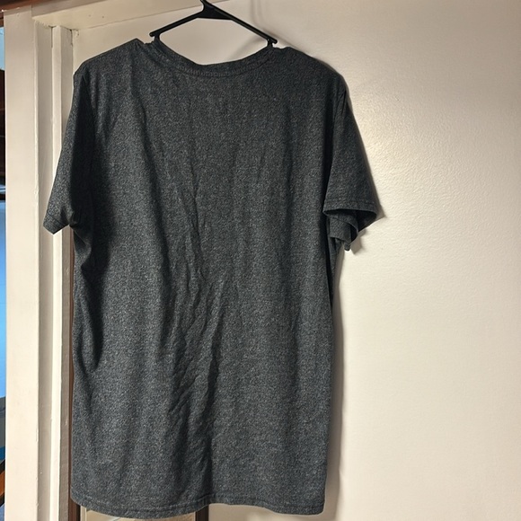 Dikotomy basics Gray Short Sleeve Tee V-Neck - Picture 3 of 3